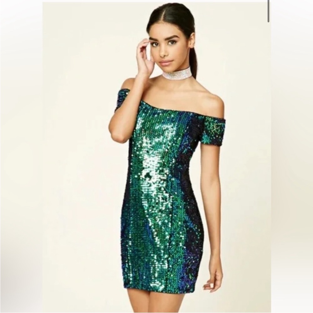 Forever 21 green off the shoulder sequin mini dress